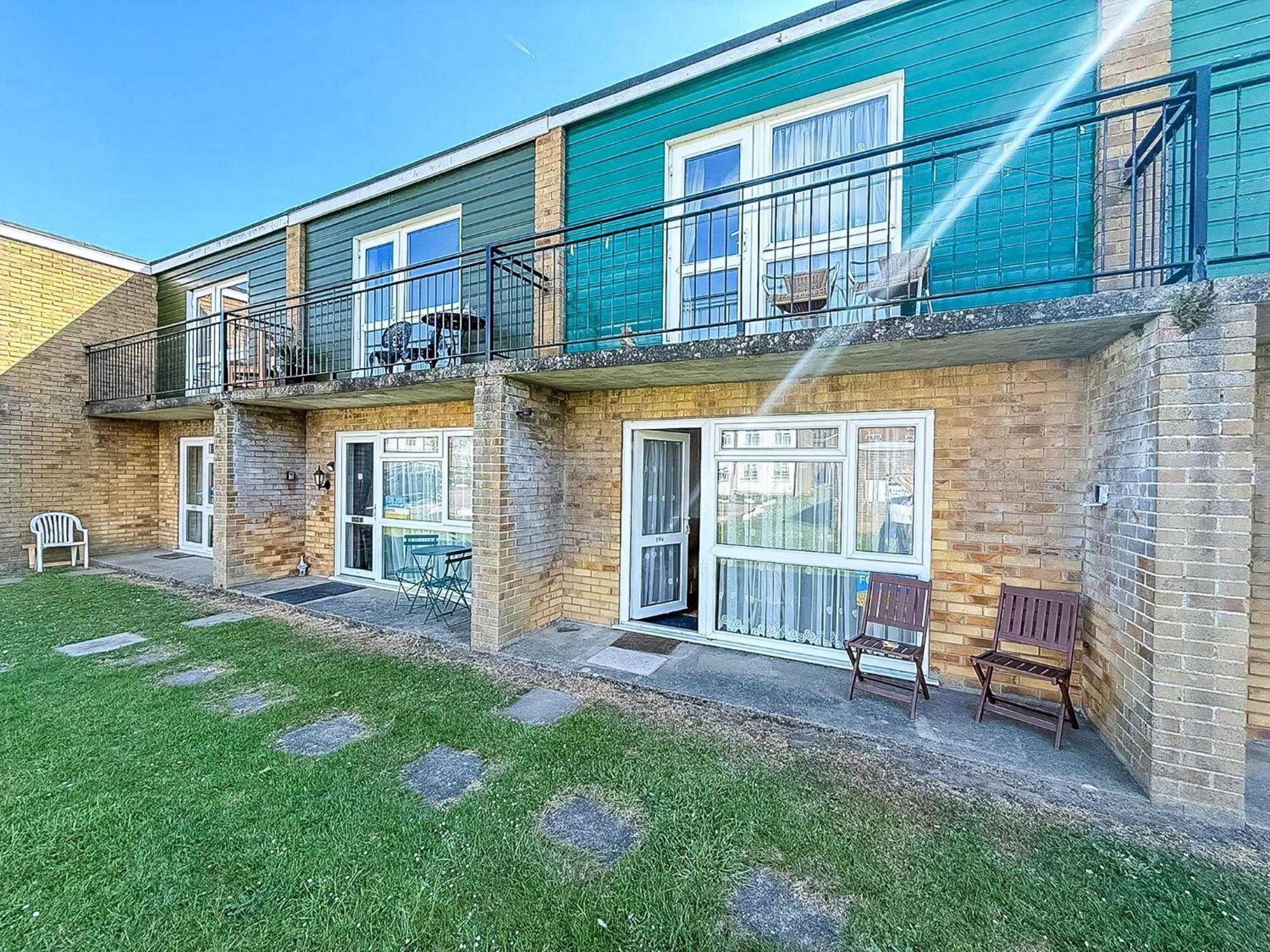 Great 3 Bedroom Chalet To Hire With In Hemsby, Great Seaside Break! Ref 18194B Esterno foto